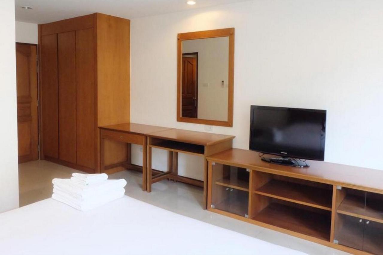 Oyo 1097 Thep Apartment Pattaya Exterior foto